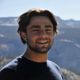 Arie (Arié) Selinger